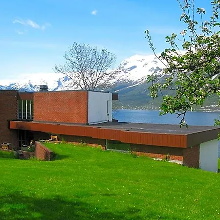 Hardanger Hostel *