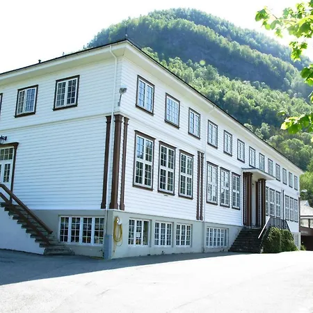 Vandrarhem Hardanger *